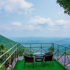 Mount Stratus Resort Vayalada